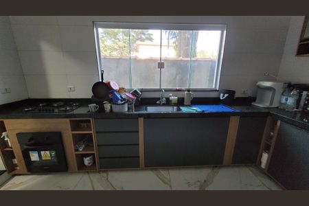 Casa de condomínio para alugar com 250m², 3 quartos e 2 vagas Casa de condomínio para alugar com 250m², 3 quartos e 2 vagasCozinha