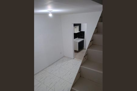 Casa de condomínio para alugar com 49m², 2 quartos e 1 vagaSala