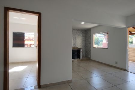 Casa de condomínio para alugar com 75m², 2 quartos e sem vagaSala