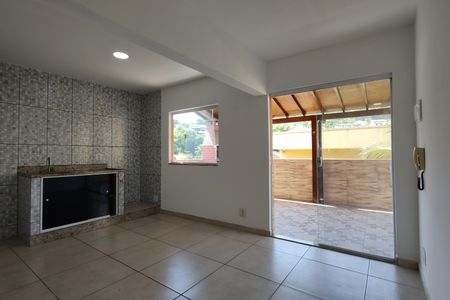 Casa de condomínio para alugar com 75m², 2 quartos e sem vagaCozinha 