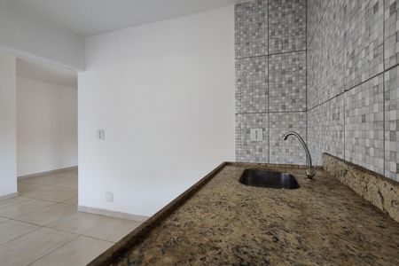 Casa de condomínio para alugar com 75m², 2 quartos e sem vagaCozinha 