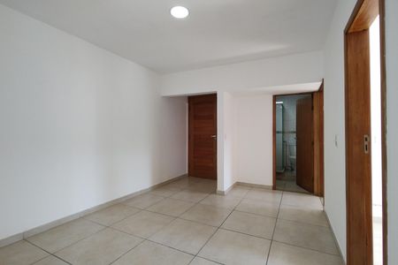 Casa de condomínio para alugar com 75m², 2 quartos e sem vagaSala