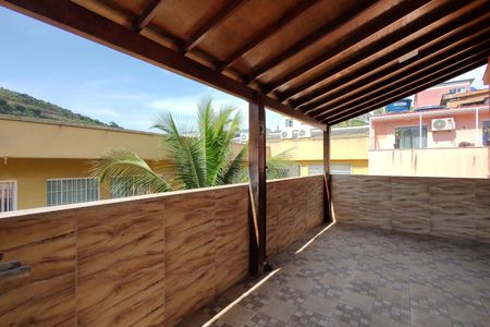 Casa de condomínio para alugar com 75m², 2 quartos e sem vagaVaranda