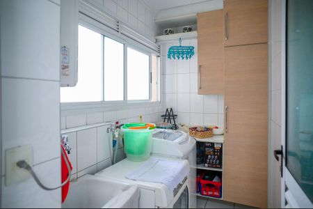 Apartamento à venda com 103m², 3 quartos e 2 vagas Apartamento à venda com 103m², 3 quartos e 2 vagasÁrea de Serviço