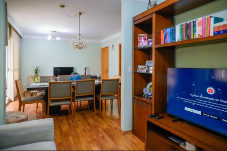 Apartamento à venda com 103m², 3 quartos e 2 vagas Apartamento à venda com 103m², 3 quartos e 2 vagasSala de TV