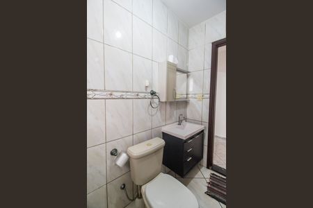 Banheiro de casa para alugar com 2 quartos, 91m² em Jardim Maria Helena, Barueri