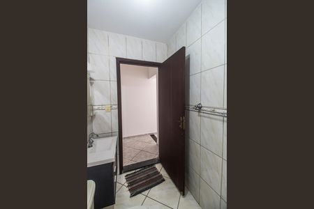 Banheiro de casa para alugar com 2 quartos, 91m² em Jardim Maria Helena, Barueri