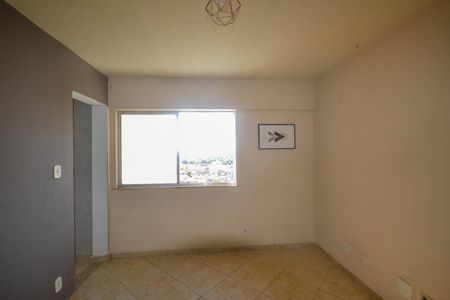 Sala de apartamento para alugar com 2 quartos, 7m² em Marco Dois, Nova Iguaçu