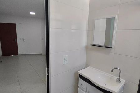 Apartamento para alugar com 45m², 2 quartos e sem vaga Apartamento para alugar com 45m², 2 quartos e sem vagaBanheiro