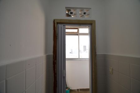 Apartamento para alugar com 100m², 2 quartos e sem vagaBanheiro de serviço