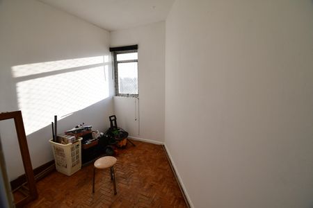 Apartamento para alugar com 100m², 2 quartos e sem vagaQuarto de Serviço