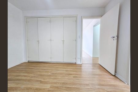 Apartamento para alugar com 90m², 2 quartos e 1 vagaSuite 