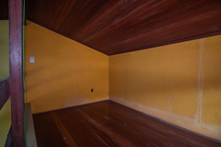 Casa à venda com 81m², 2 quartos e 2 vagas Casa à venda com 81m², 2 quartos e 2 vagasQuarto 2