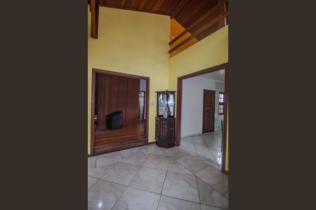 Casa à venda com 81m², 2 quartos e 2 vagas Casa à venda com 81m², 2 quartos e 2 vagasSala