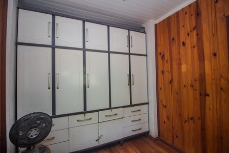Casa à venda com 81m², 2 quartos e 2 vagas Casa à venda com 81m², 2 quartos e 2 vagasQuarto