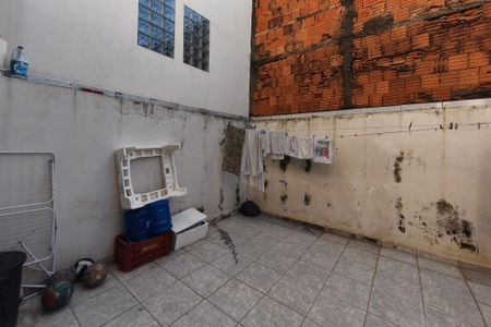 Casa à venda com 142m², 3 quartos e 2 vagasQuintal