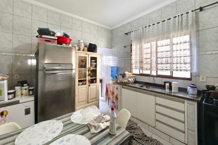 Casa à venda com 142m², 3 quartos e 2 vagasCozinha