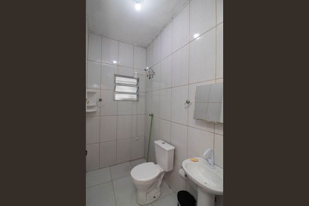 Banheiro de casa para alugar com 1 quarto, 140m² em Jardim Leila, Guarulhos