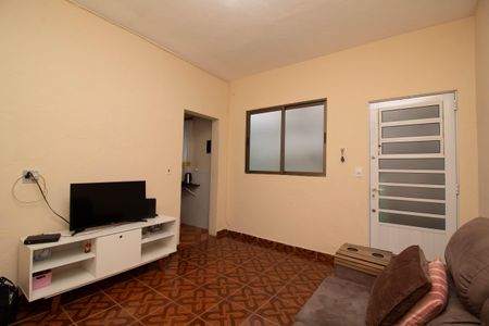 Casa para alugar com 140m², 1 quarto e sem vagaSala