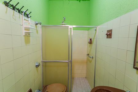 Casa à venda com 240m², 4 quartos e 1 vagaBanheiro da Suíte