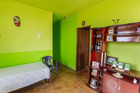 Casa à venda com 240m², 4 quartos e 1 vagaSala