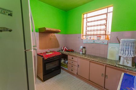 Casa à venda com 240m², 4 quartos e 1 vagaCozinha