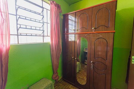 Casa à venda com 240m², 4 quartos e 1 vagaQuarto 2