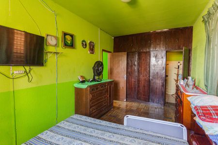 Casa à venda com 240m², 4 quartos e 1 vagaSuíte