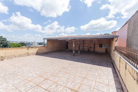 Casa à venda com 240m², 4 quartos e 1 vagaTerraço