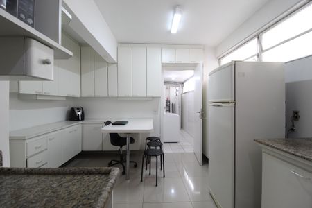 Apartamento para alugar com 134m², 3 quartos e 2 vagasCozinha