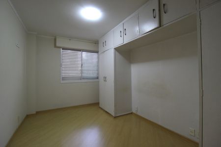 Apartamento para alugar com 134m², 3 quartos e 2 vagasQuarto 2