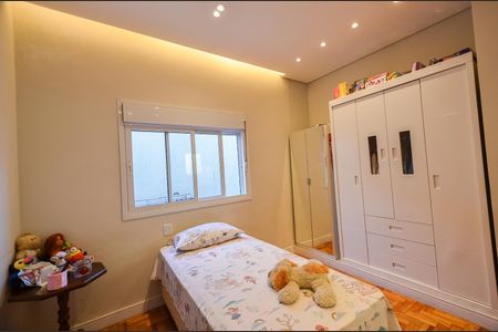 Casa para alugar com 7 quartos, 400m² em Pompéia, Belo Horizonte