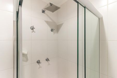 Banheiro de kitnet/studio para alugar com 1 quarto, 29m² em Centro Histórico de São Paulo, São Paulo