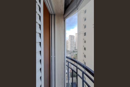 Apartamento à venda com 66m², 2 quartos e 2 vagasQuarto 2 - Varanda