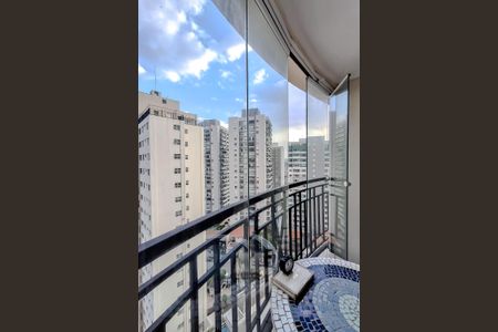 Apartamento à venda com 66m², 2 quartos e 2 vagasVaranda da Sala