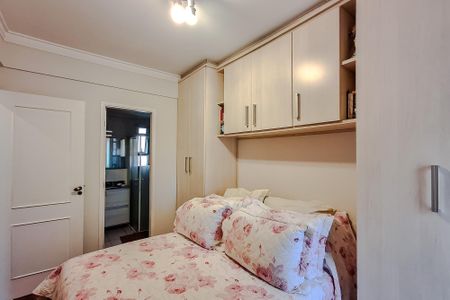 Apartamento à venda com 66m², 2 quartos e 2 vagasQuarto 2 - Suíte