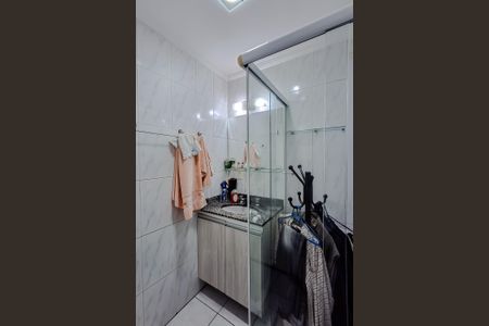 Apartamento à venda com 66m², 2 quartos e 2 vagasBanheiro