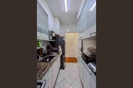 Apartamento à venda com 66m², 2 quartos e 2 vagasCozinha
