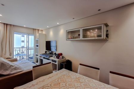 Apartamento à venda com 66m², 2 quartos e 2 vagasSala