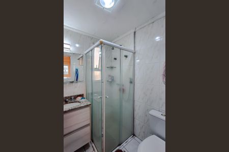 Apartamento à venda com 66m², 2 quartos e 2 vagasBanheiro da Suíte