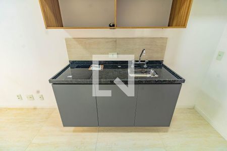 Cozinha de apartamento para alugar com 1 quarto, 26m² em Jardim Prudência, São Paulo