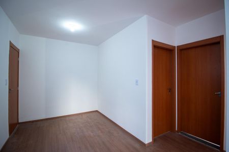 Sala  de apartamento para alugar com 2 quartos, 41m² em Parque Manchester, Sorocaba