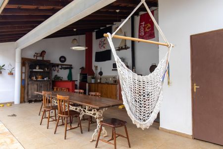 Casa à venda com 188m², 3 quartos e 2 vagasÁrea externa