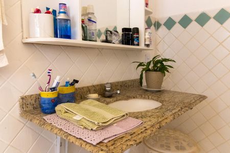 Casa à venda com 188m², 3 quartos e 2 vagasBanheiro da Suíte