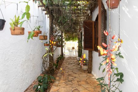 Casa à venda com 188m², 3 quartos e 2 vagasÁrea externa