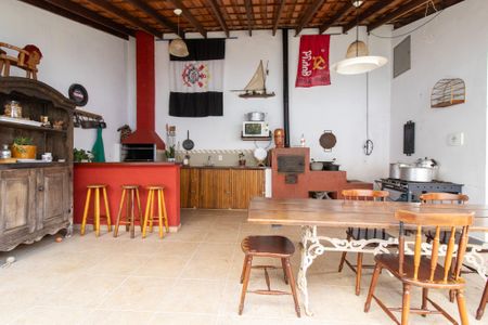 Casa à venda com 188m², 3 quartos e 2 vagasÁrea externa