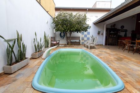 Casa à venda com 188m², 3 quartos e 2 vagasÁrea externa