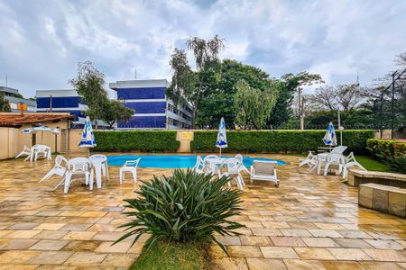 Apartamento à venda com 55m², 2 quartos e 1 vagaÁrea comum - Piscina