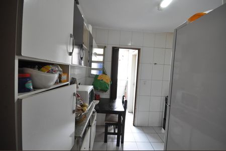 Apartamento à venda com 55m², 2 quartos e 1 vagaCozinha