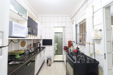 Casa à venda com 260m², 4 quartos e 1 vaga
